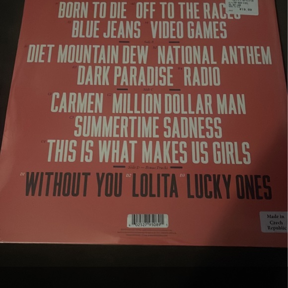 Lana Del Rey bundle - Picture 2 of 10